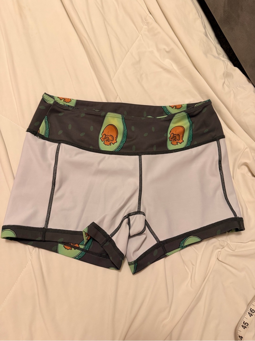 Feed me fight me medium Avocado Skull Print Workout Shorts - Black/Green fmfm - Picture 5 of 7